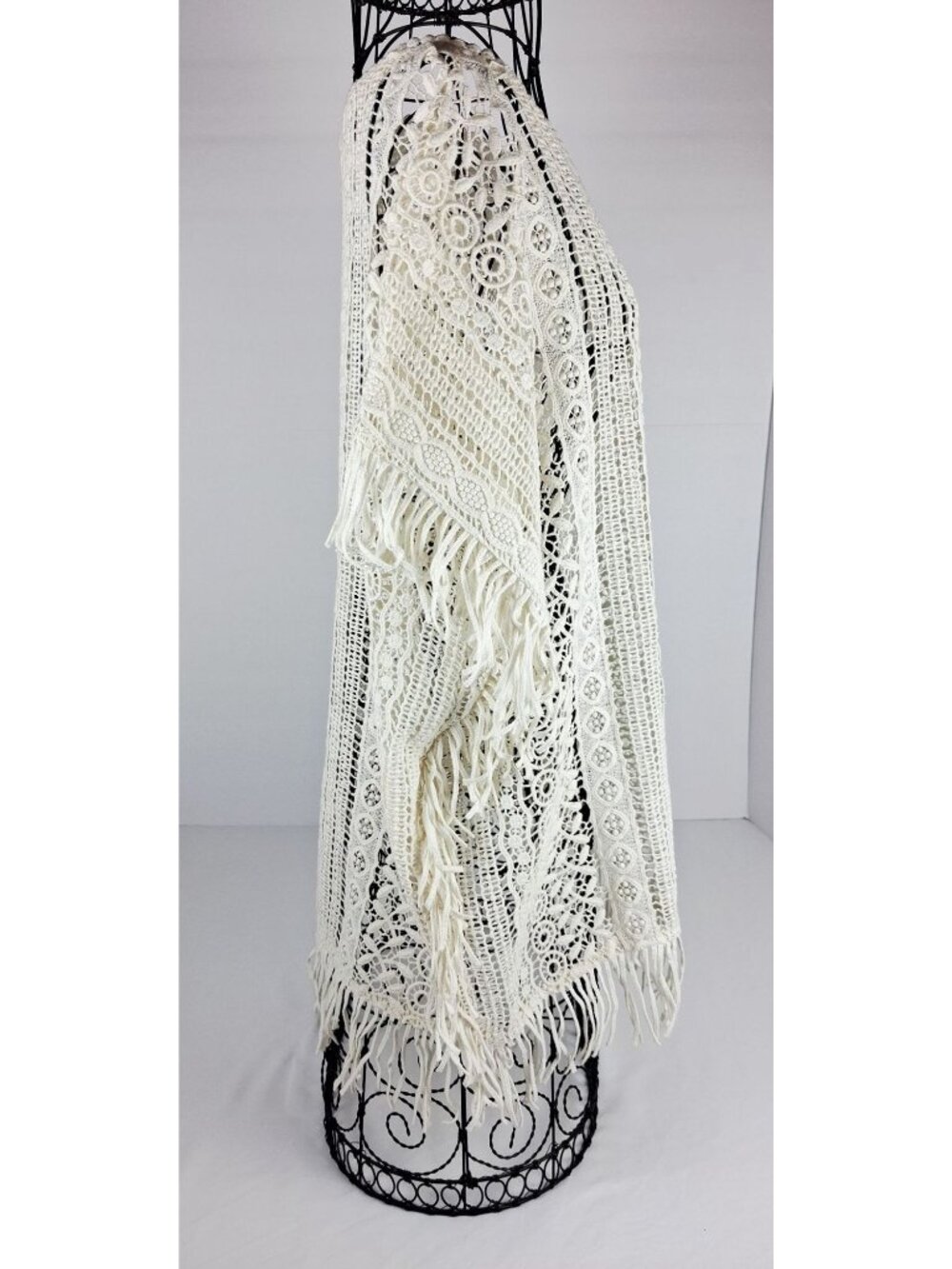 New w/ Tags Ruff Hewn Ivory Crochet Fringe Poncho Size L Lightweight Boho Style - Picture 9 of 16